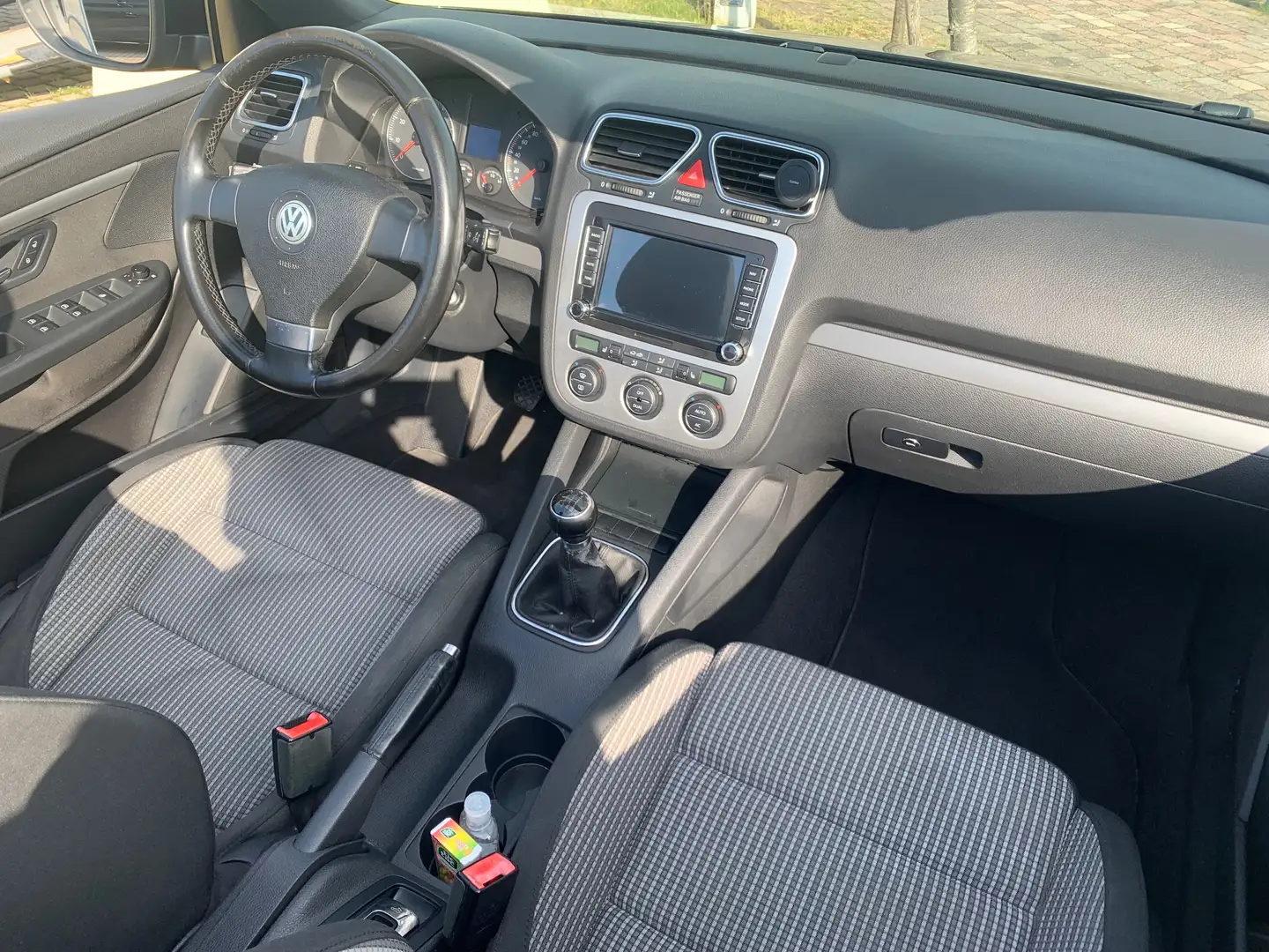 Volkswagen Eos Cabrio 1.4 tsi Navigatore Touchscreen Nero - 2