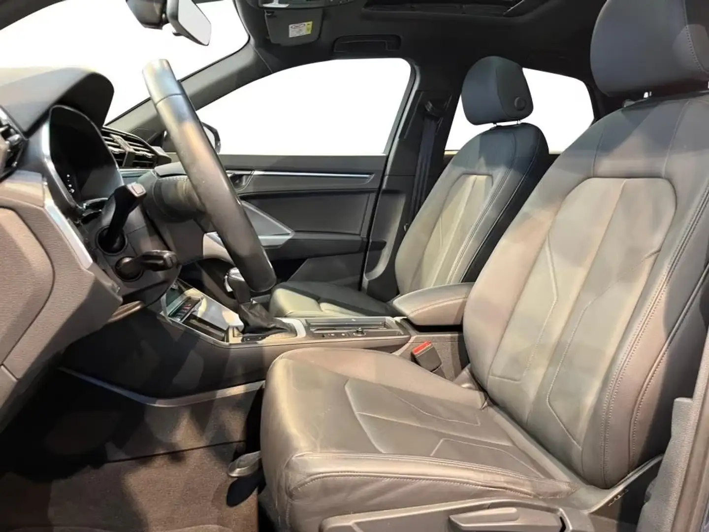 Audi Q3 Sportback 40 TDI S line quattro S tronic 147kW Grau - 2