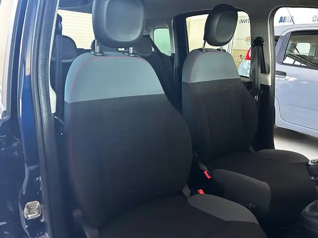 Fiat Panda view 8