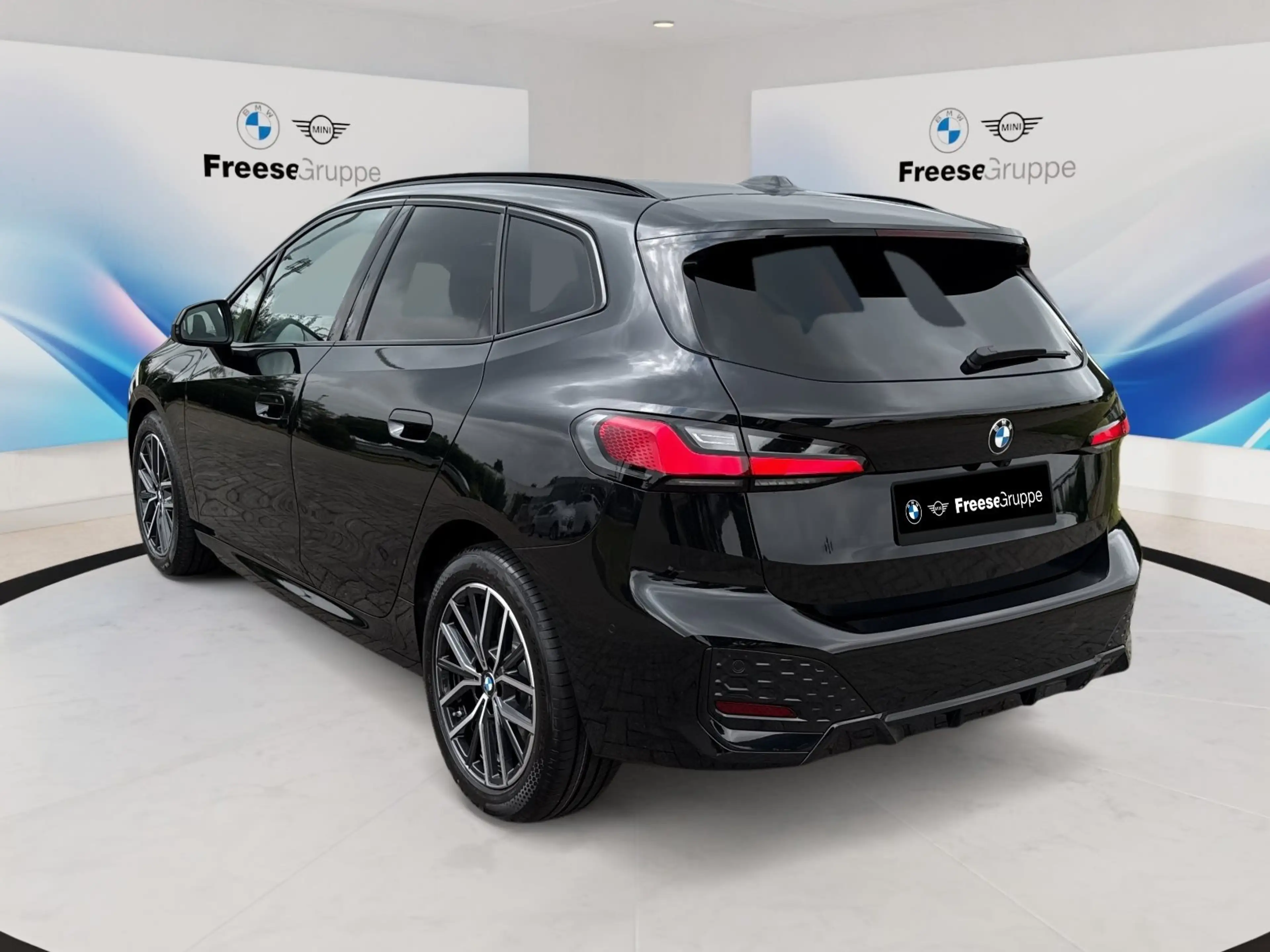 BMW 220 i AHK 360° HEAD-UP PANO RFK HIFI LENKRADHZ BT — photo 4