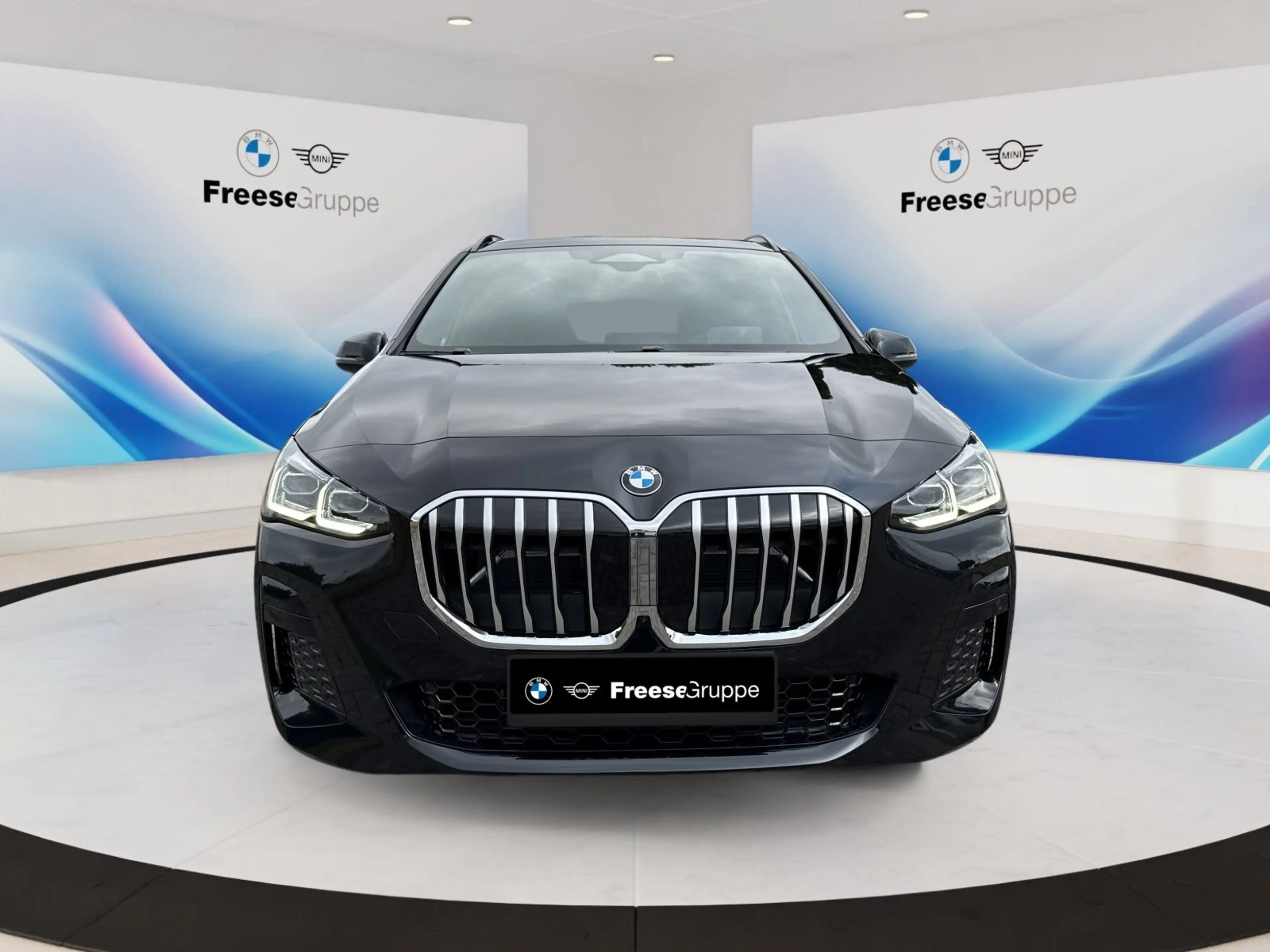 BMW 220 i AHK 360° HEAD-UP PANO RFK HIFI LENKRADHZ BT — photo 2