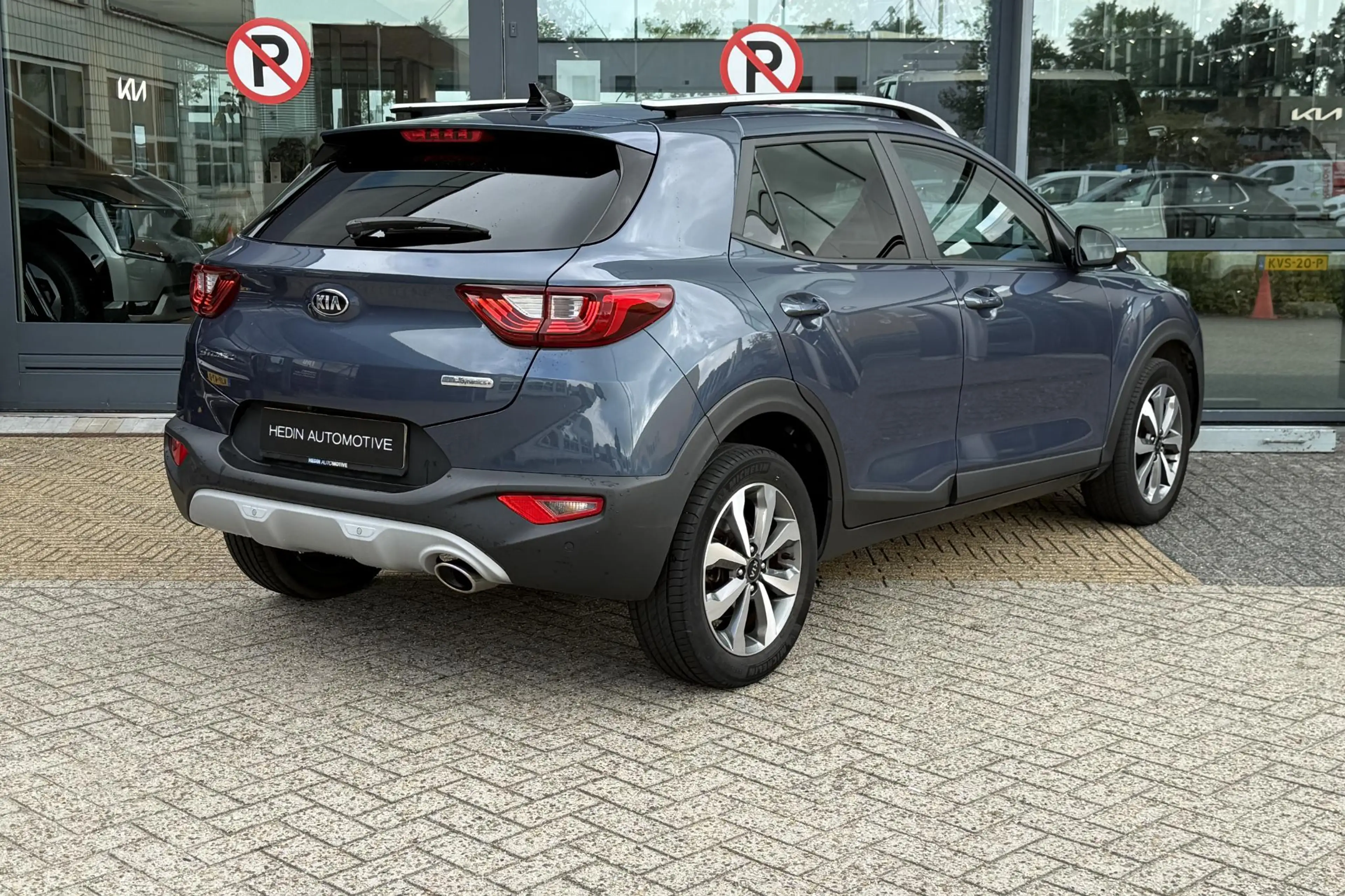 Kia Stonic 1.0 T-GDi MHEV DynamicPlusLine | Climate control | — photo 2