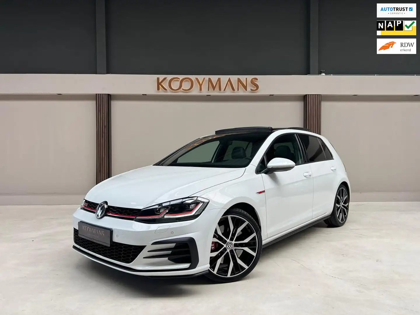 Volkswagen Golf GTI 2.0 TSI Performance PANO/LEDER/DCC/CAMERA/CARPLAY/ Blanc - 1