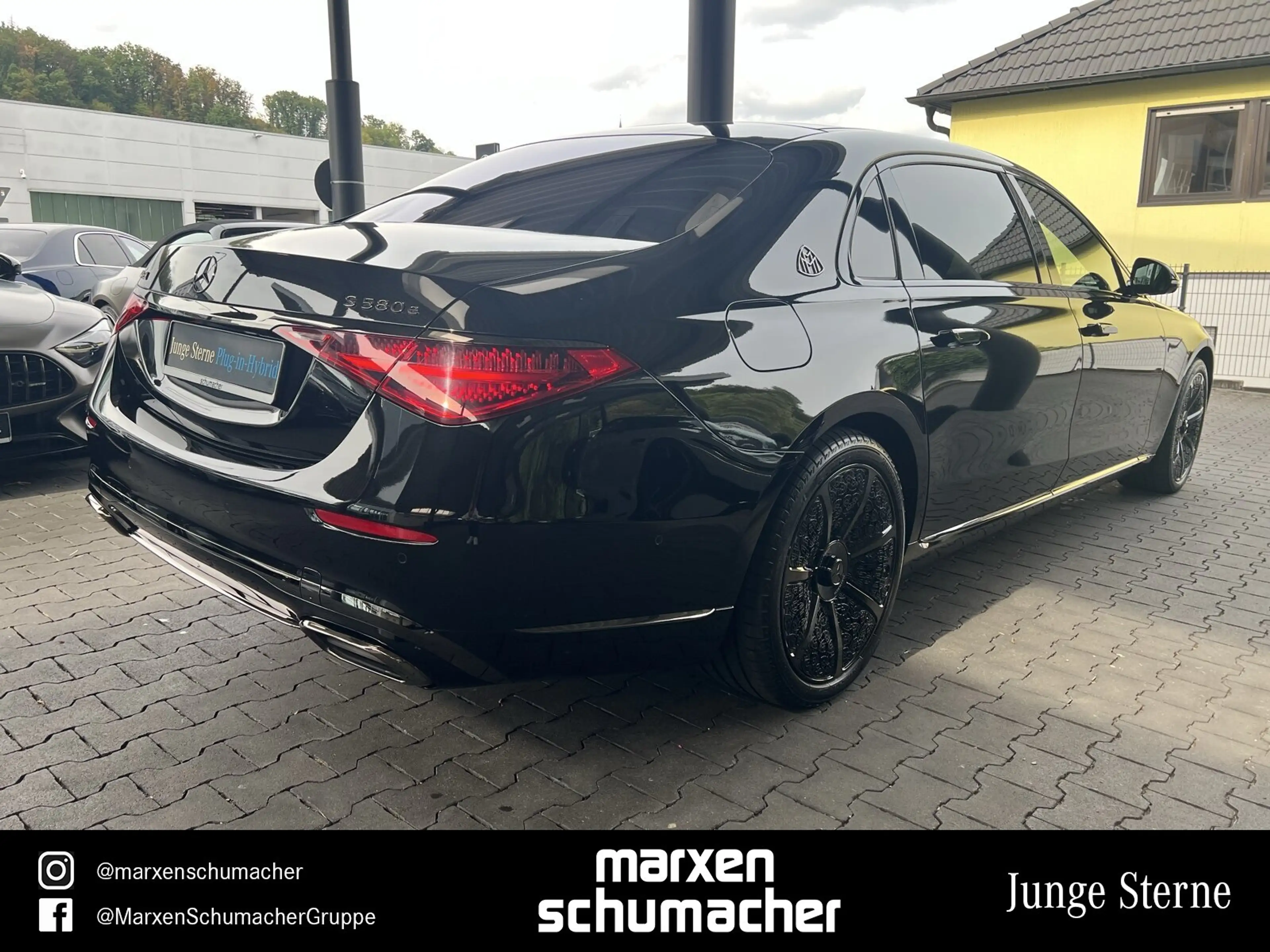 Mercedes-Benz S 580 Maybach S 580 e Night Series First-Class+Massage — photo 4