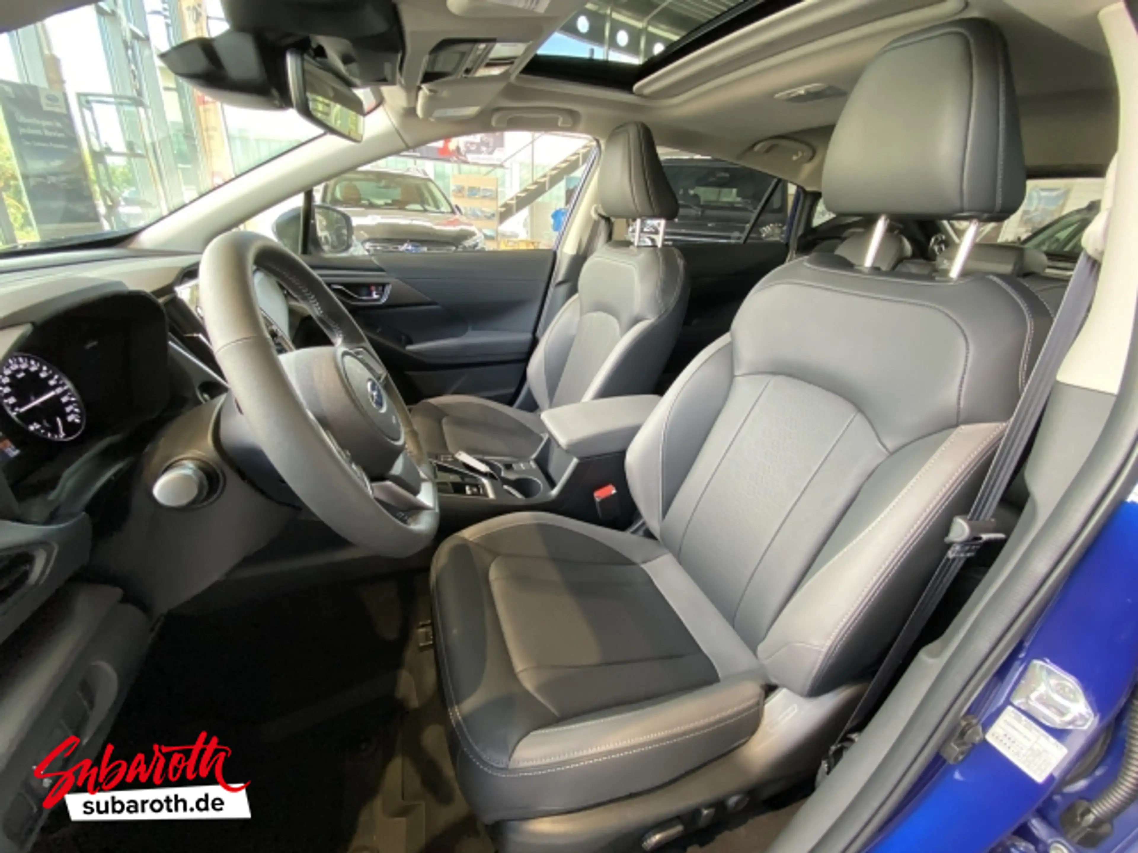 Subaru Impreza Impreza 2.0ie Platinum 19-Zoll Leder Allrad LED — photo 12