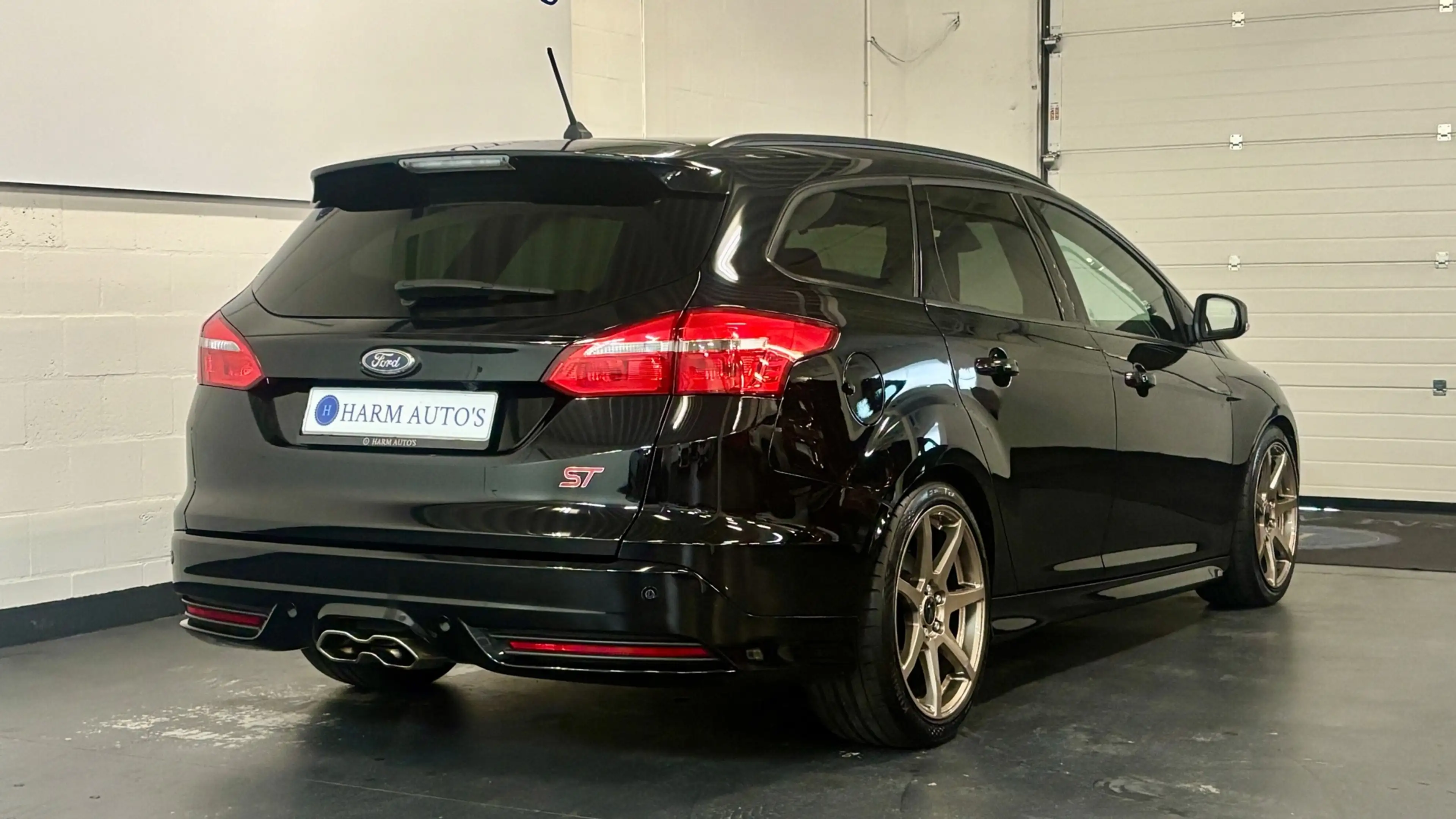 Ford Focus Wagon 2.0 ST 250PK Navi / Xenon / CAM / Cruise / P — photo 4