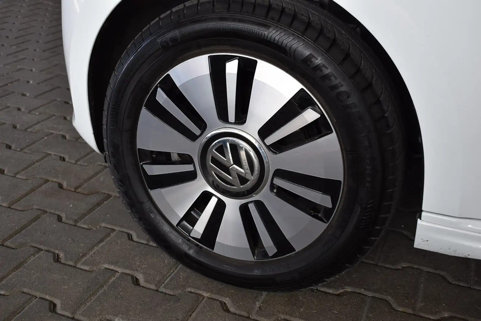Volkswagen up! e-up! Navi Climatronic Sitzheizung CCS Schnelllade Weiß - 2