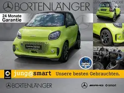 Smart ForTwo EQ Exclusive Line Green LAST ONE Pano. Dach/Klima/LED/MF Lenkrad/BC/L R Sensor/NSW/Digitales Radio