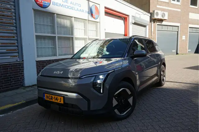 Kia EV3 Plus 81.4 kWh | Adaptieve cruise + Lane dep | 605k