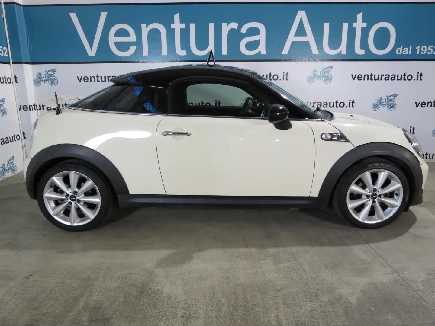 MINI Cooper SD Coupe 2.0 143 CV JCW Blanc - 2