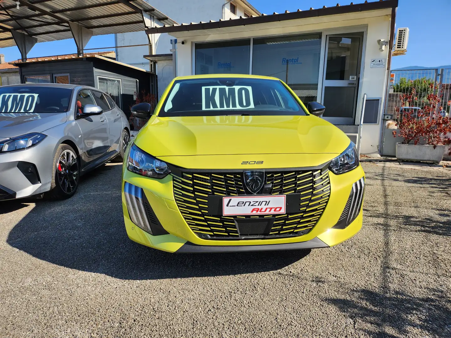 Peugeot 208 208 1.2 puretech Style KM0 Oro - 1