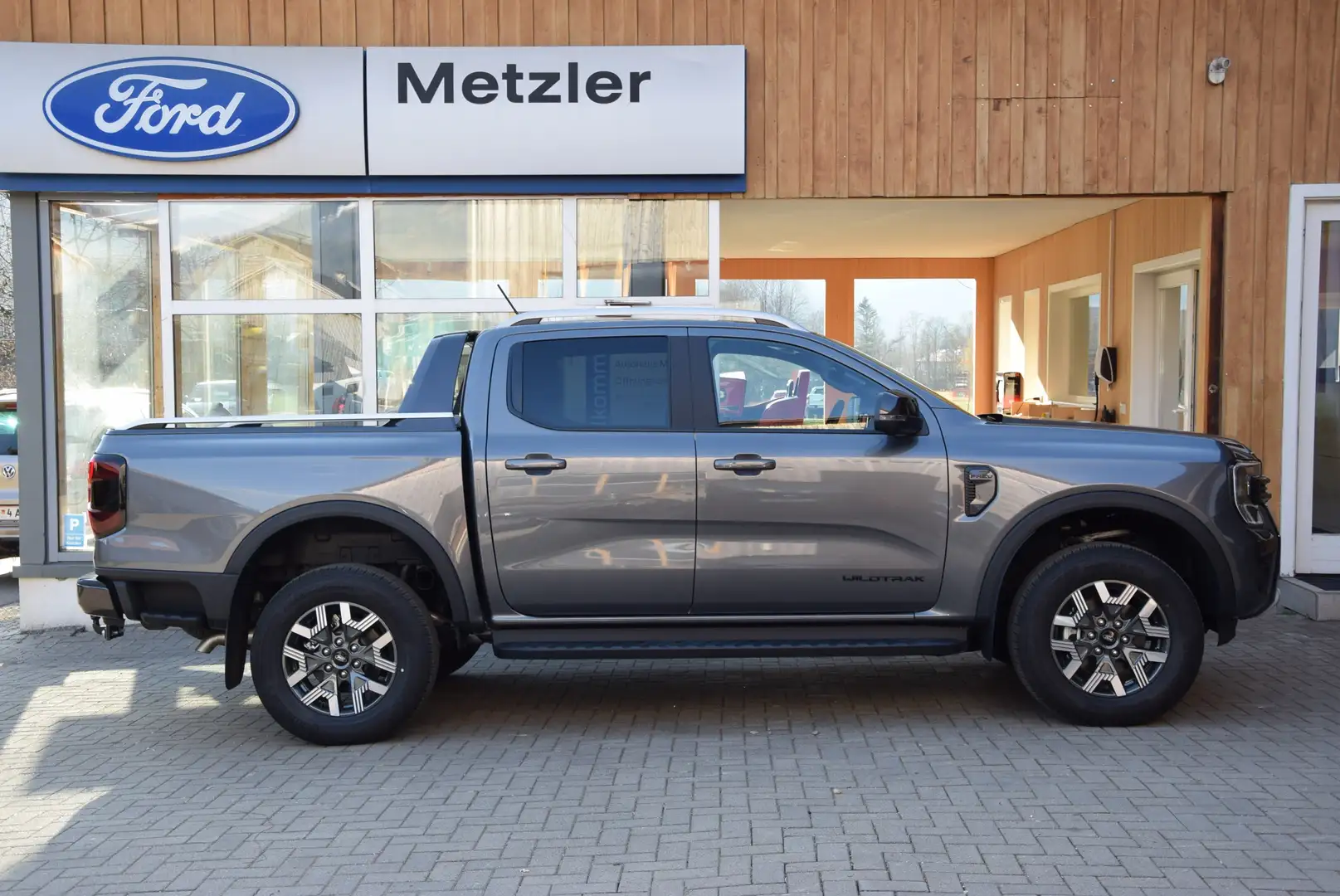 Ford Ranger **Plug-in-Hybrid**Wildtrak**e-4WD**360° Kamera* Grau - 1