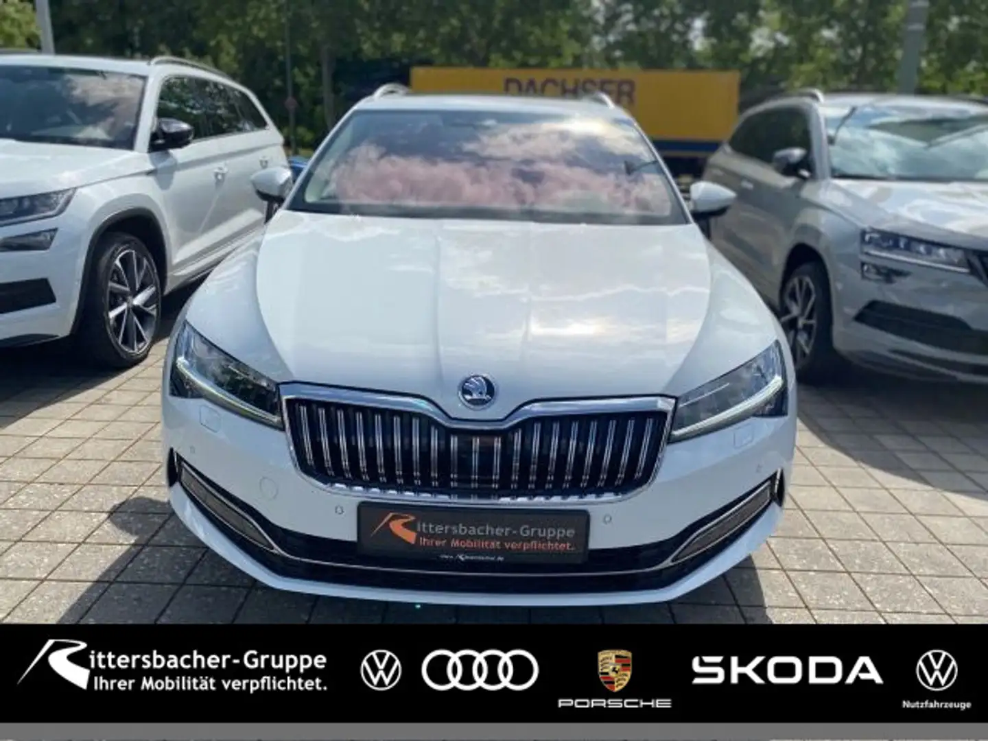 Skoda Superb Combi 2.0 TDI Premium Edit. beheizb. WSS Bianco - 1