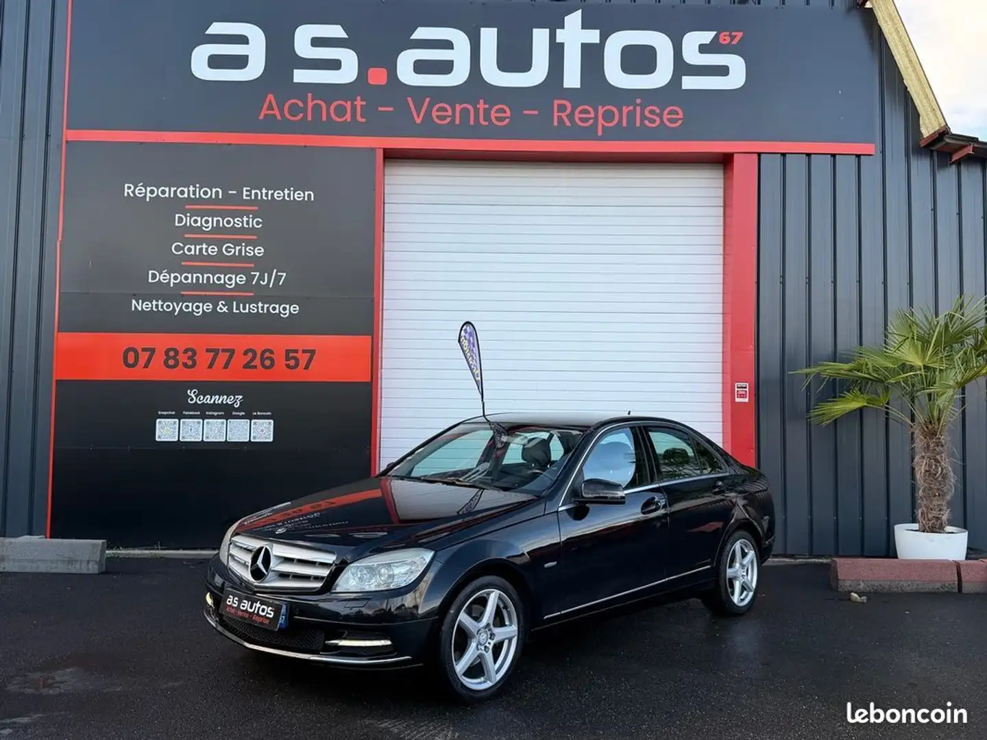 Mercedes-Benz C 250 (204) Berline 250 CDi 2.1 16V DPF BlueEFFICIENCY 2 Boite auto GPS- Noir - 1