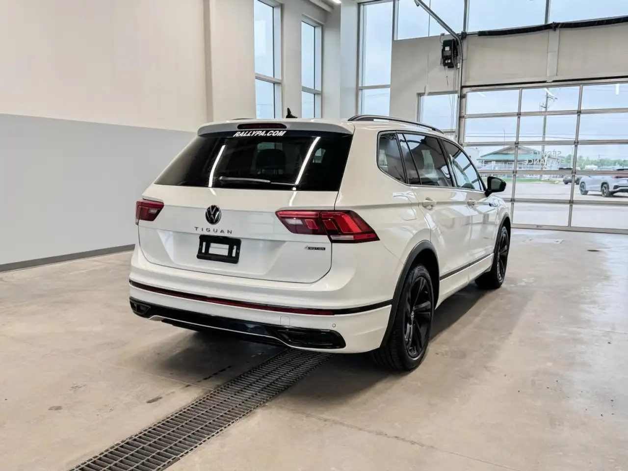 Volkswagen Tiguan снимка Volkswagen Tiguan