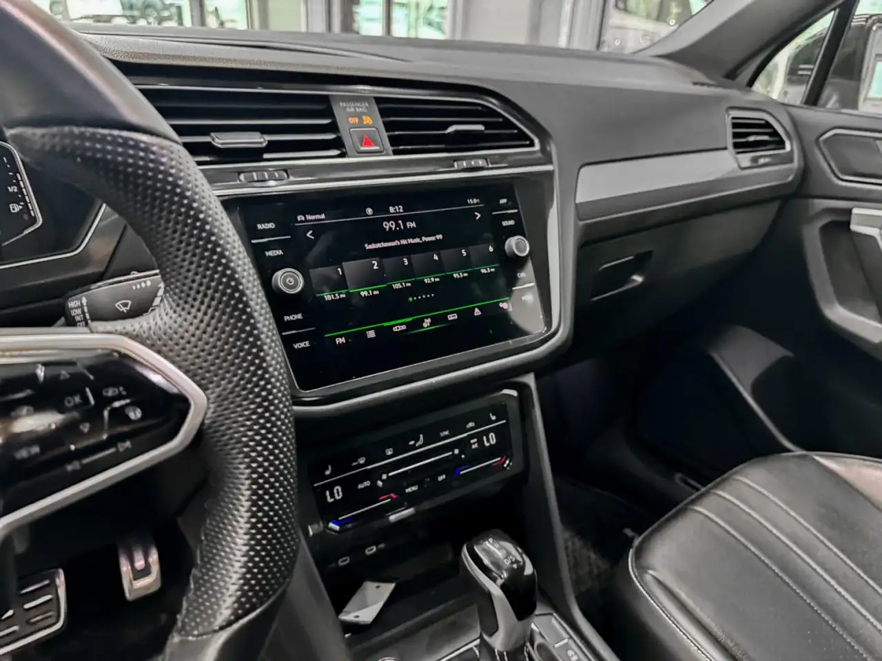 Volkswagen Tiguan снимка Volkswagen Tiguan