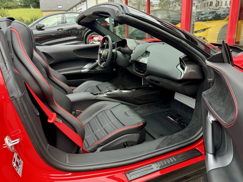Ferrari SF90 Spider REPRISES POSSIBLE ... INZAHLUNGEN MÖGLICH Full opt — photo 10