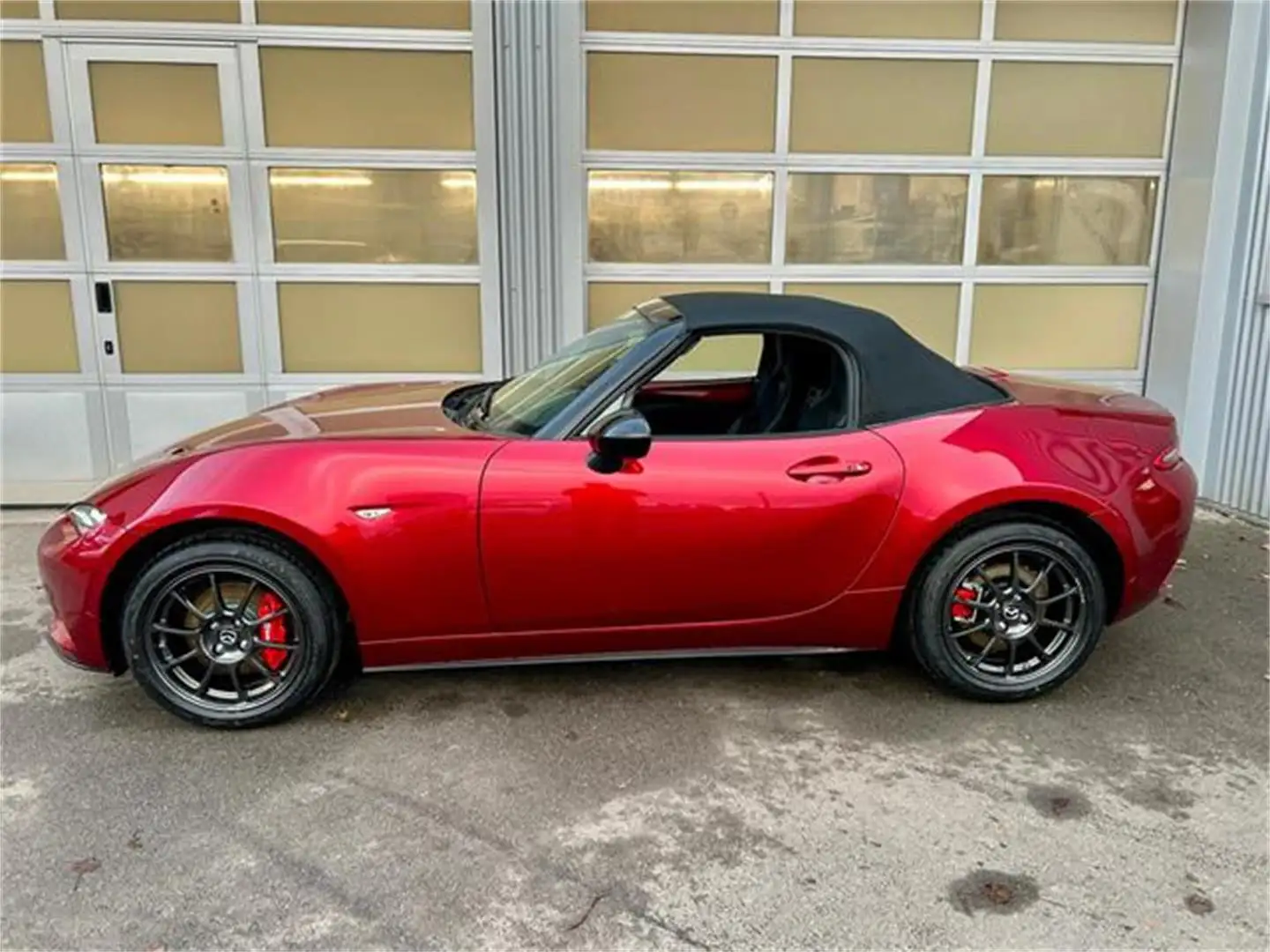 Mazda MX-5 ST G132 Skyactiv Homura Roadster mit Softtop Rot - 2