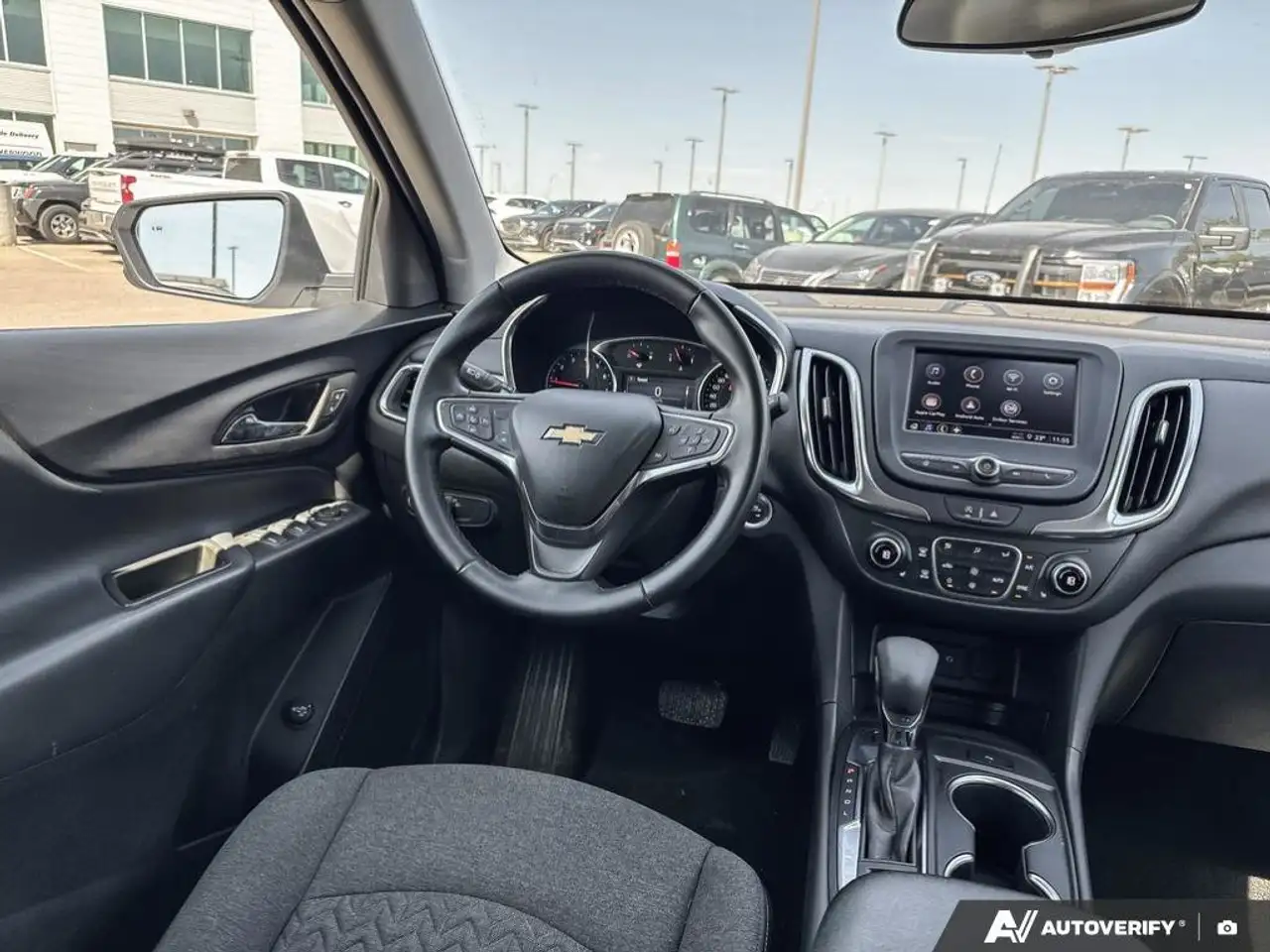 Chevrolet Equinox снимка Chevrolet Equinox