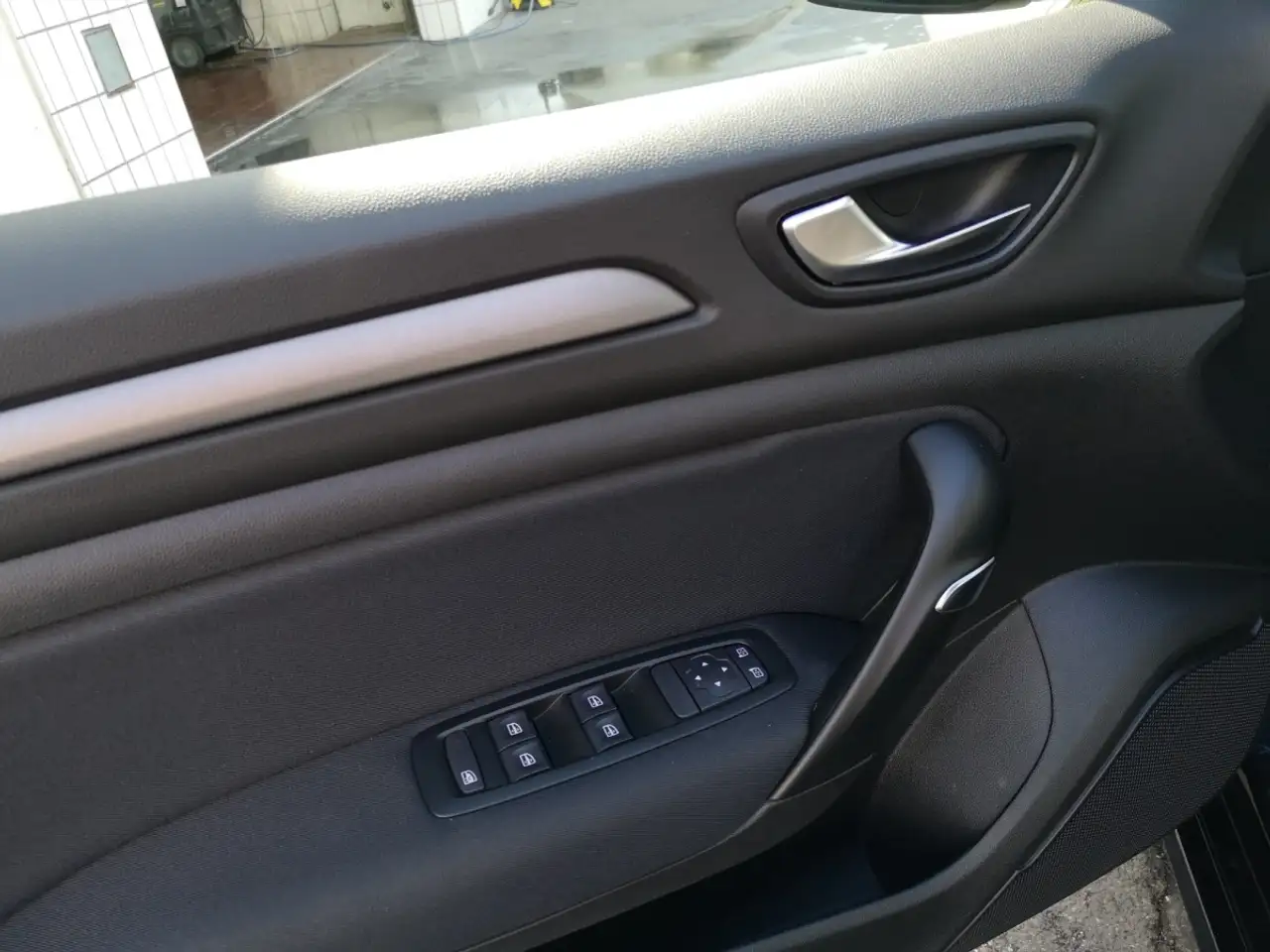 Renault Megane Equilibre TCe 140 PS 17