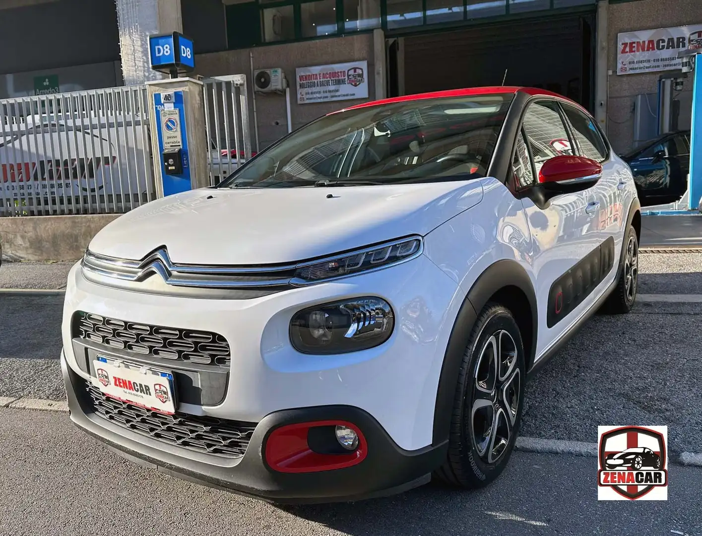 Citroen C3 C3 III 2017 1.2 puretech Shine s Blanc - 1