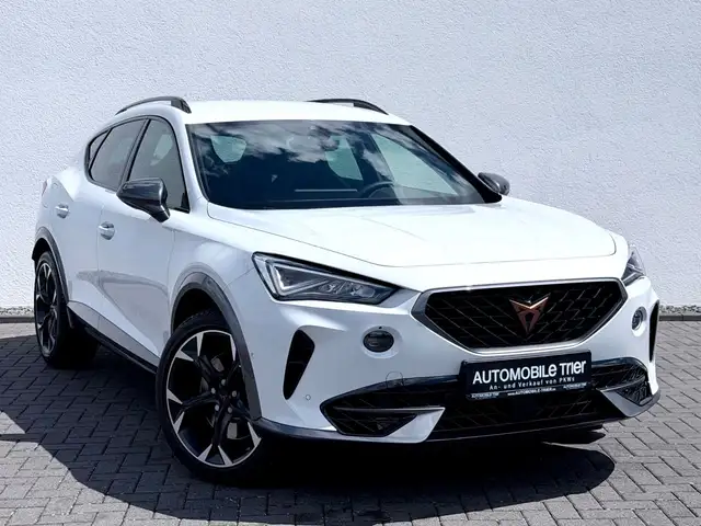 Cupra Formentor view 3