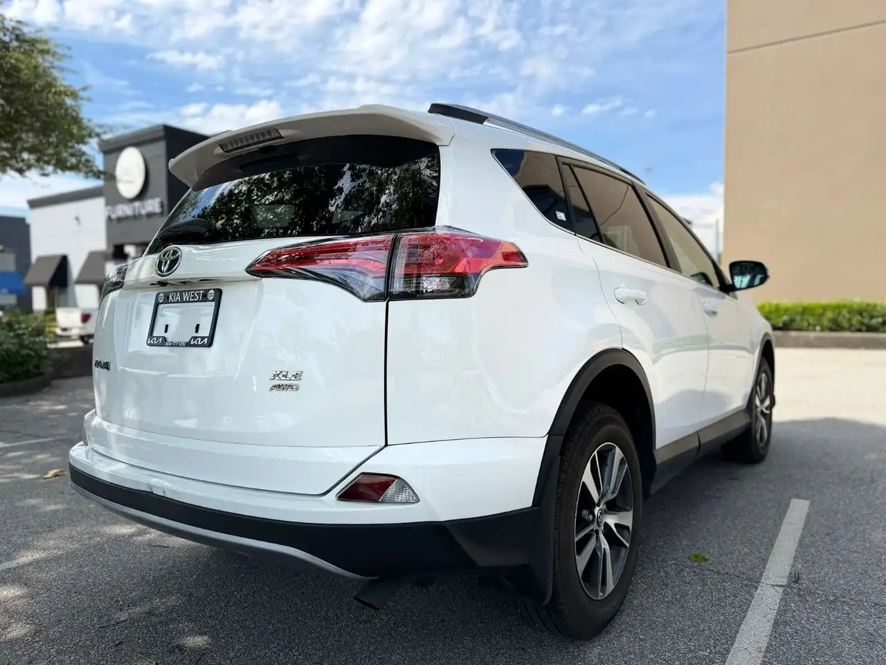 Toyota RAV 4 снимка Toyota RAV 4