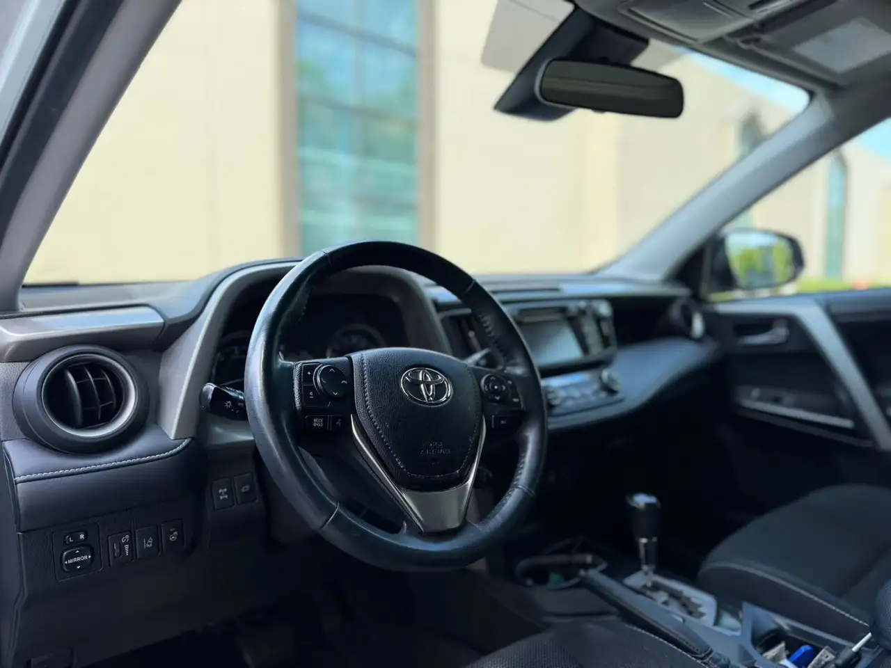 Toyota RAV 4 снимка Toyota RAV 4