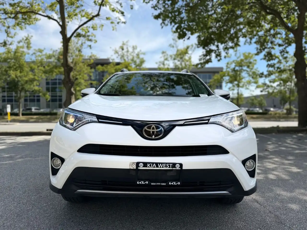 Toyota RAV 4 снимка Toyota RAV 4