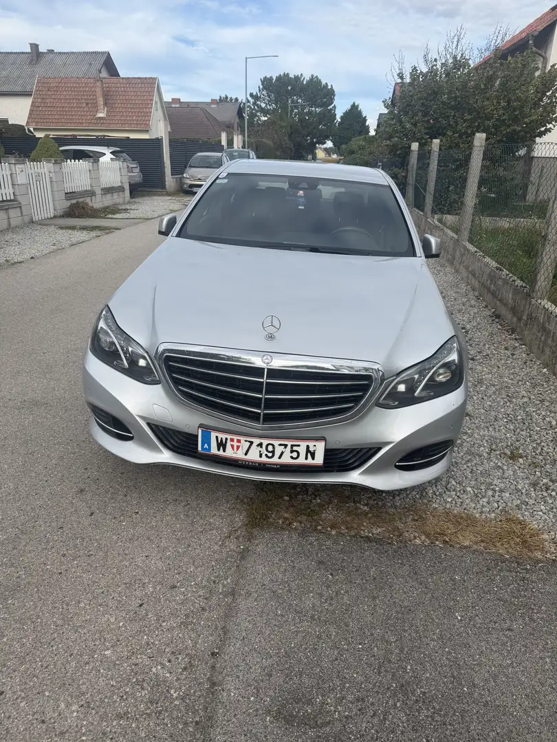 Mercedes-Benz E 200 BlueTEC Elegance Aut. - 1
