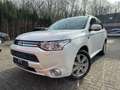 Mitsubishi Outlander PHEV Plus 4WD*AUTOM./MFL/NAVI/TÜV NEU* White - thumbnail 1