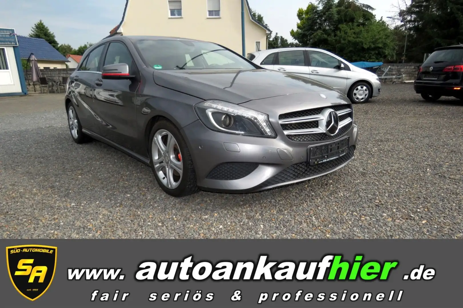 Mercedes-Benz A 180 BlueEfficiency NAVI Klima PDC SHZ Grau - 1