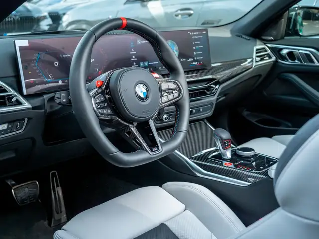 BMW M4 view 15