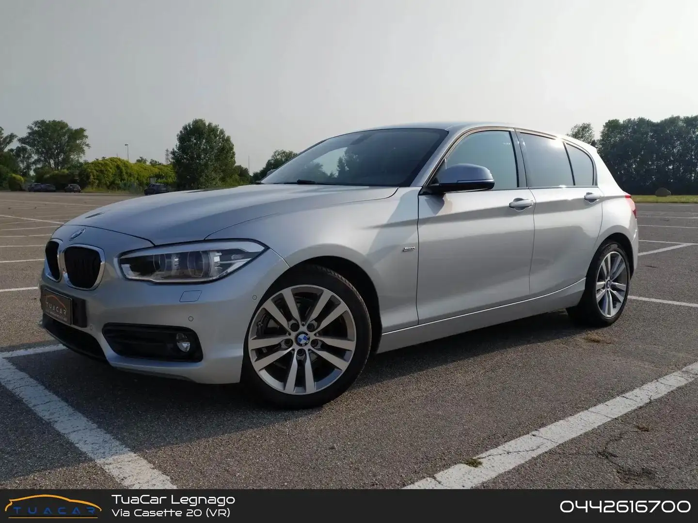 BMW 116 Sport 116 d EfficientDynamics Plateado - 1