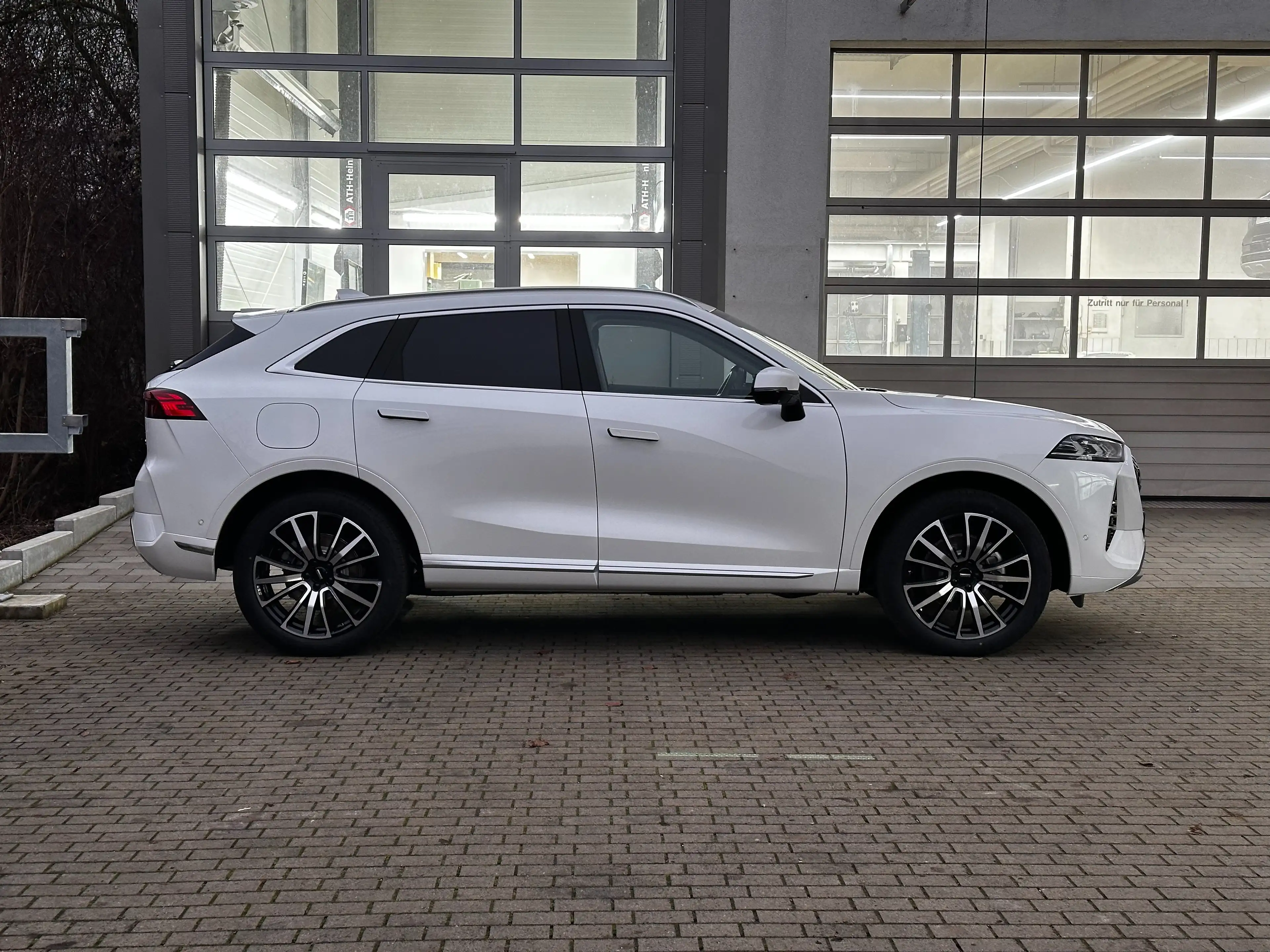 GWM WEY 05 2.0 PHEV 350 kW AWD Luxury+Sitzkomfort MODEL 2025! — photo 3