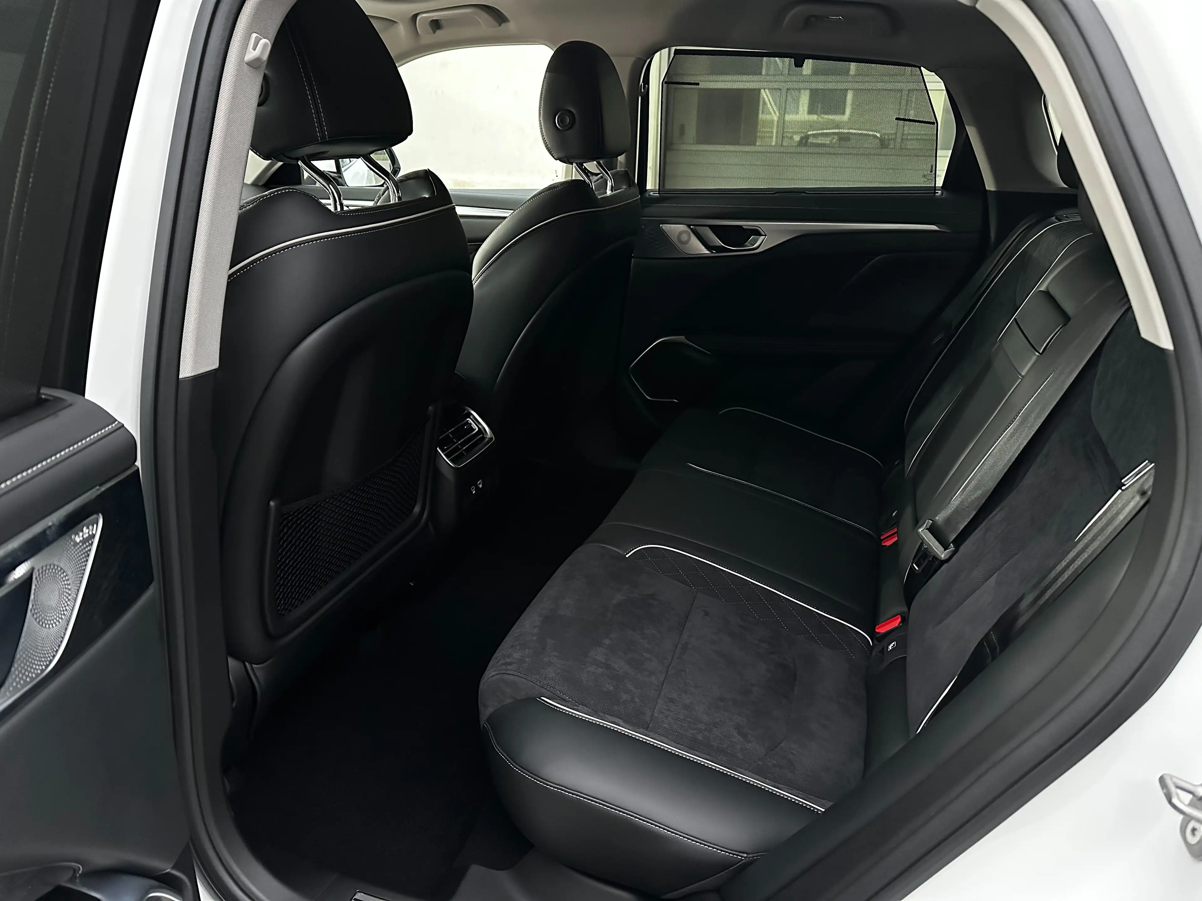 GWM WEY 05 2.0 PHEV 350 kW AWD Luxury+Sitzkomfort MODEL 2025! — photo 15