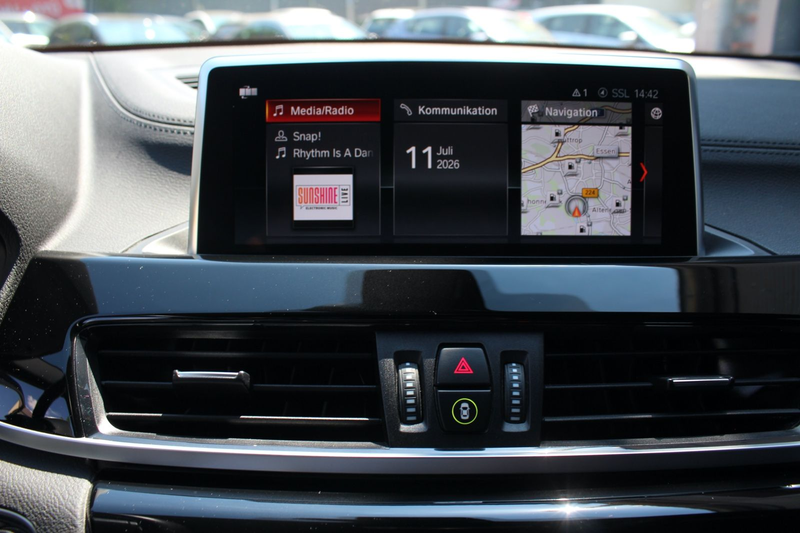 BMW X2 sDrive 18 d ADVANTAGE PLUS KLIMA NAVI 18.ZOLL — photo 13