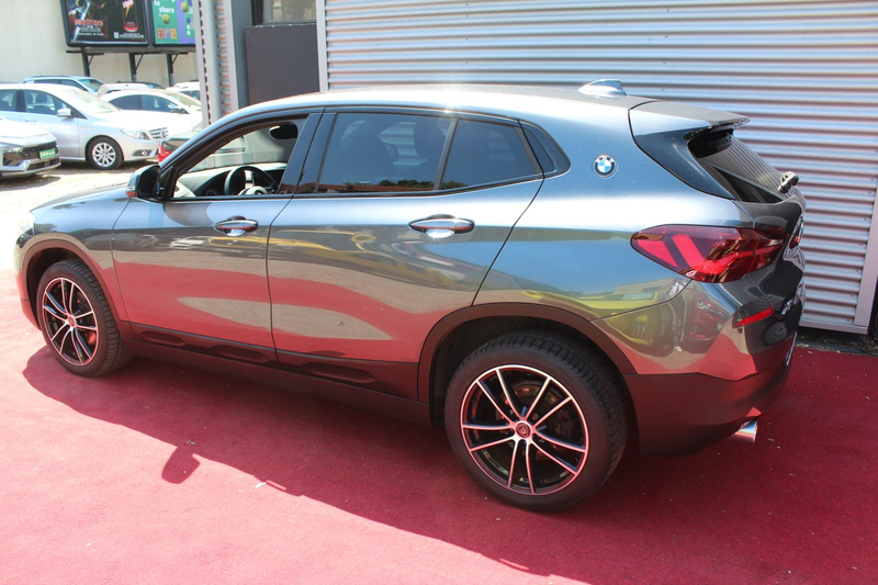 BMW X2 sDrive 18 d ADVANTAGE PLUS KLIMA NAVI 18.ZOLL — photo 3