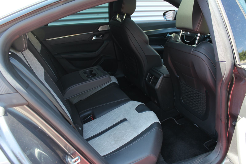 BMW X2 sDrive 18 d ADVANTAGE PLUS KLIMA NAVI 18.ZOLL — photo 14