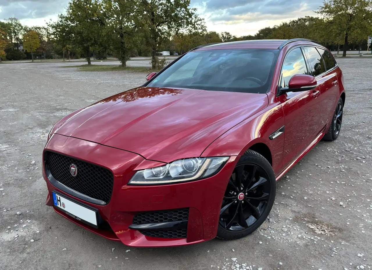 Jaguar XF