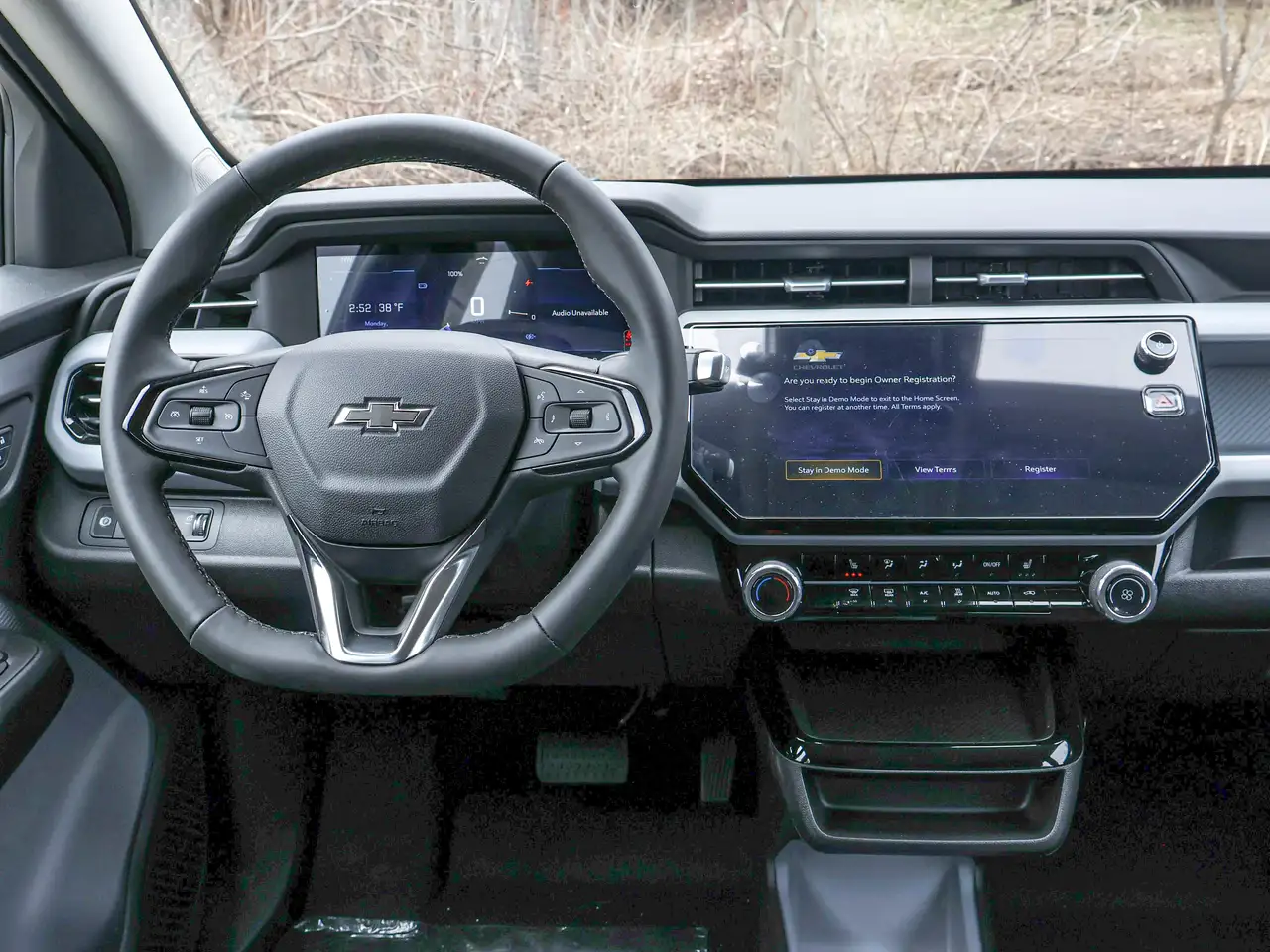 Chevrolet Bolt photo Chevrolet Bolt