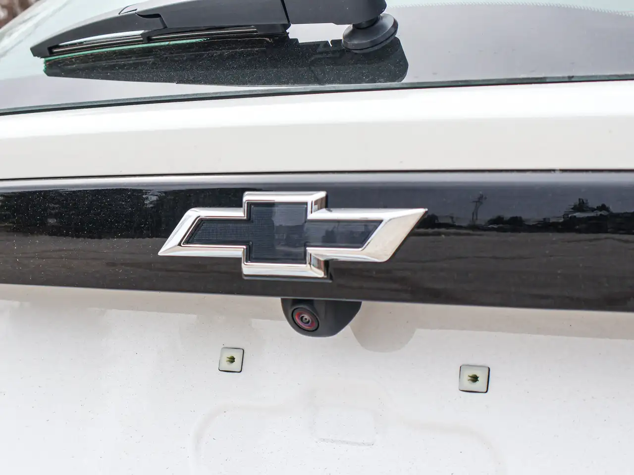 Chevrolet Bolt photo Chevrolet Bolt