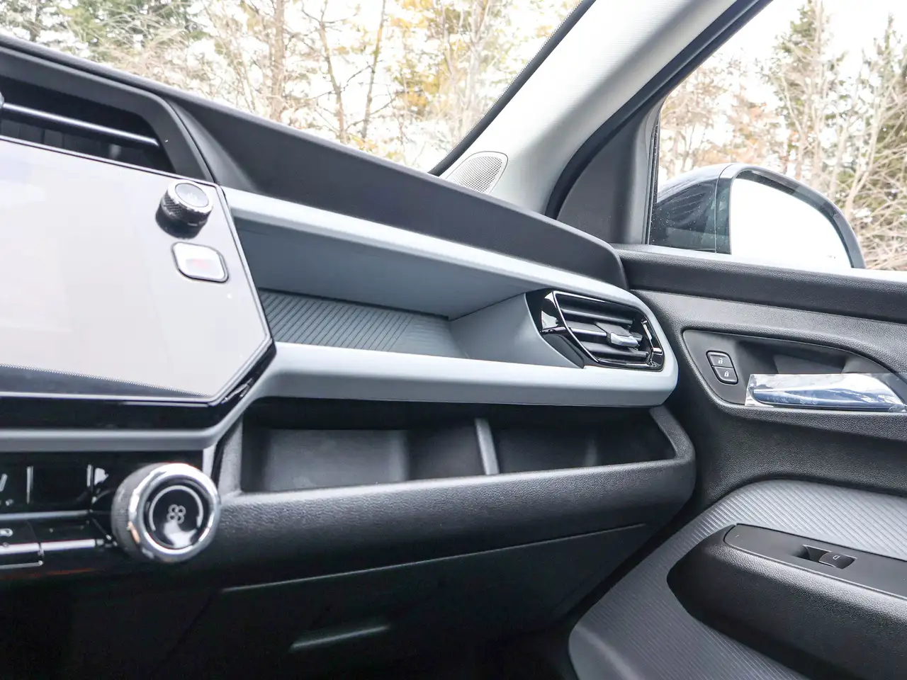 Chevrolet Bolt photo Chevrolet Bolt