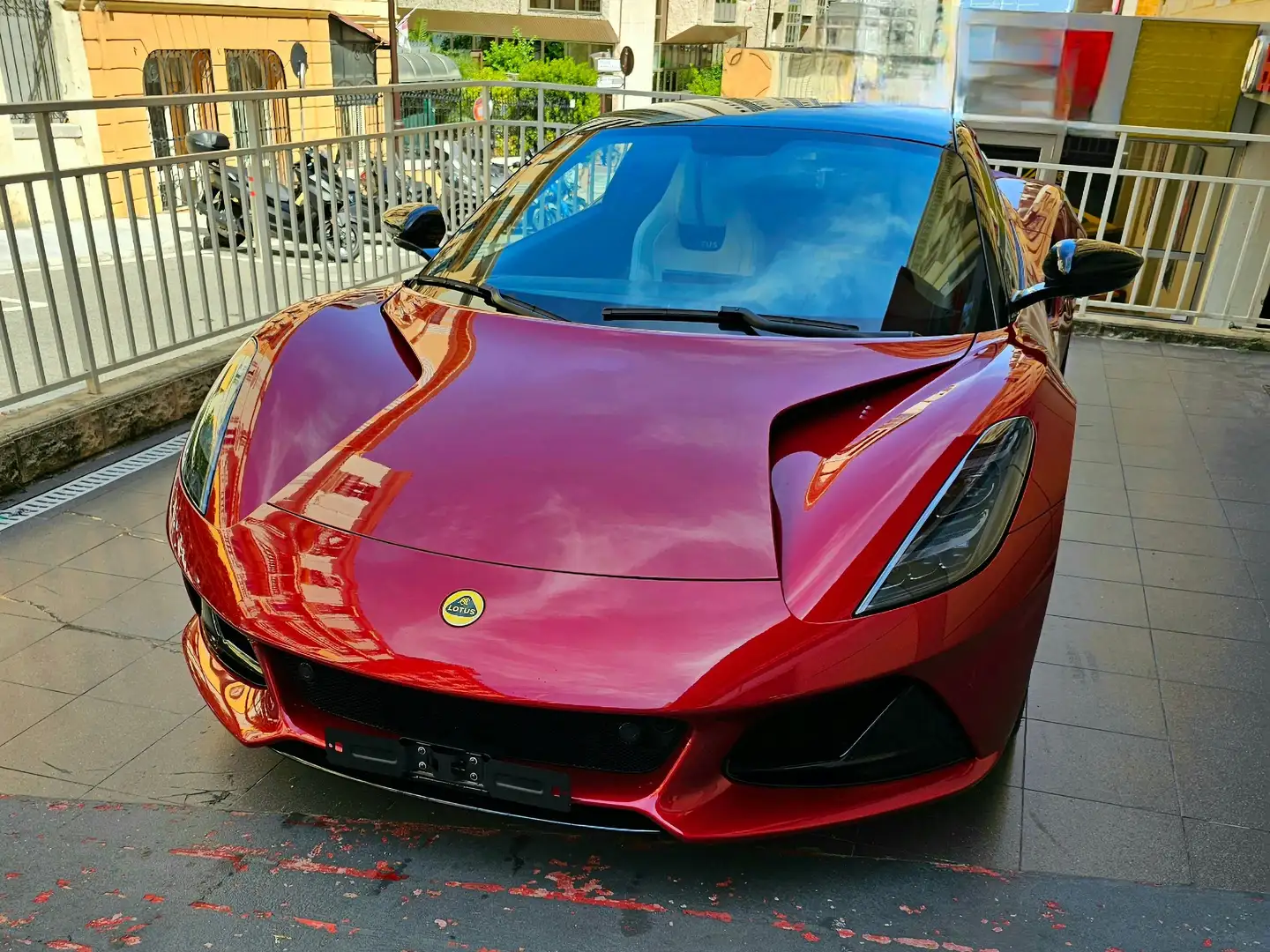 Lotus Emira V6 First Edition manual Red - 2