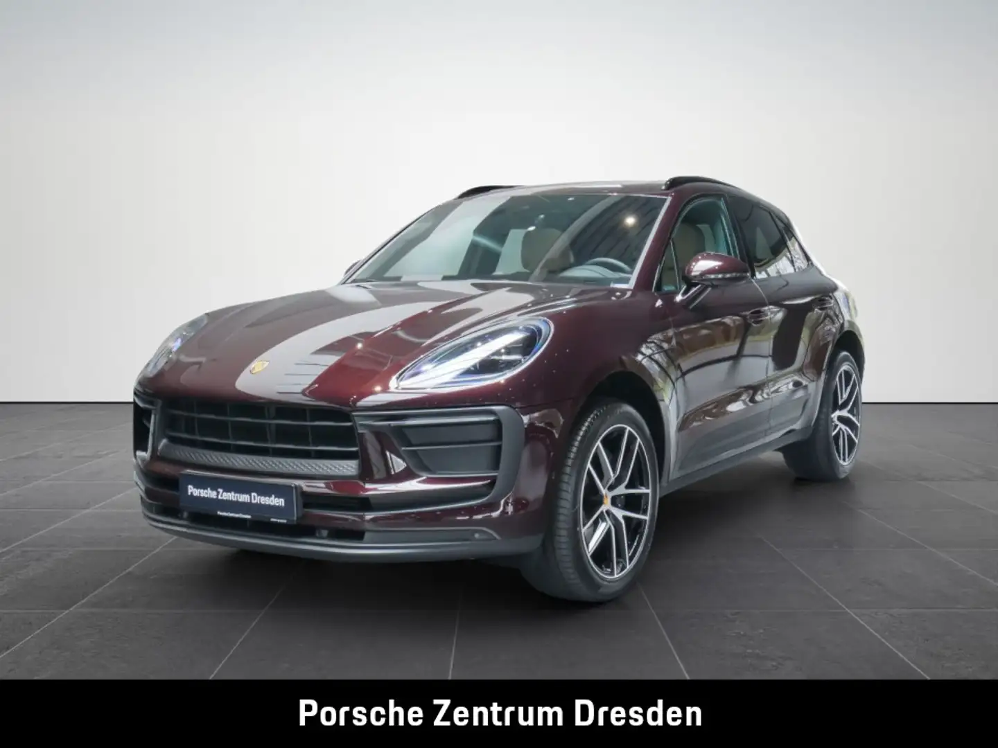 Porsche Macan / BOSE® / PDLS+ / SWA / Panorama / Sitzh. Red - 1