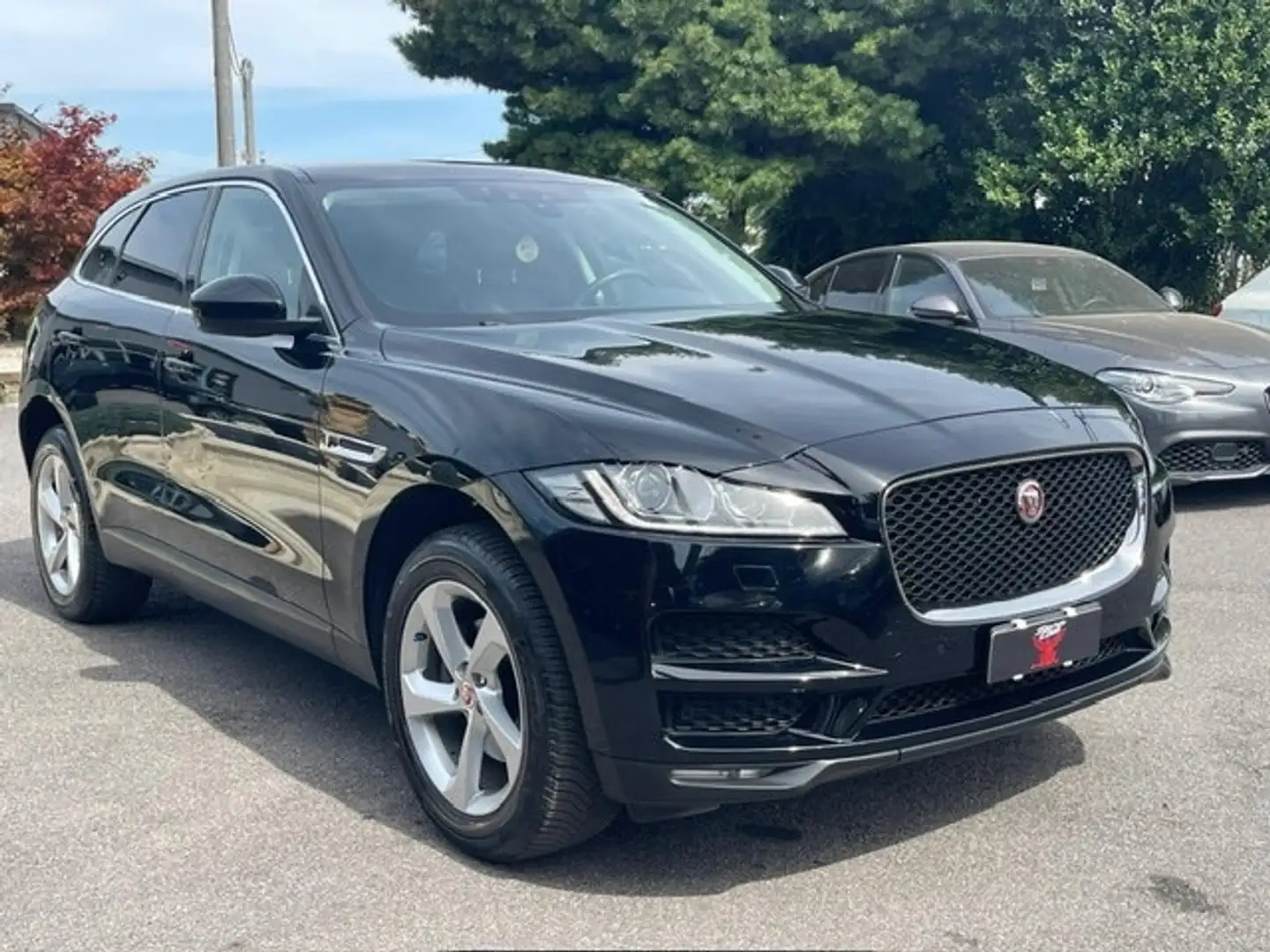 Jaguar F-Pace F-Pace 2.0 D 180 CV AWD aut. Prestige Negro - 2
