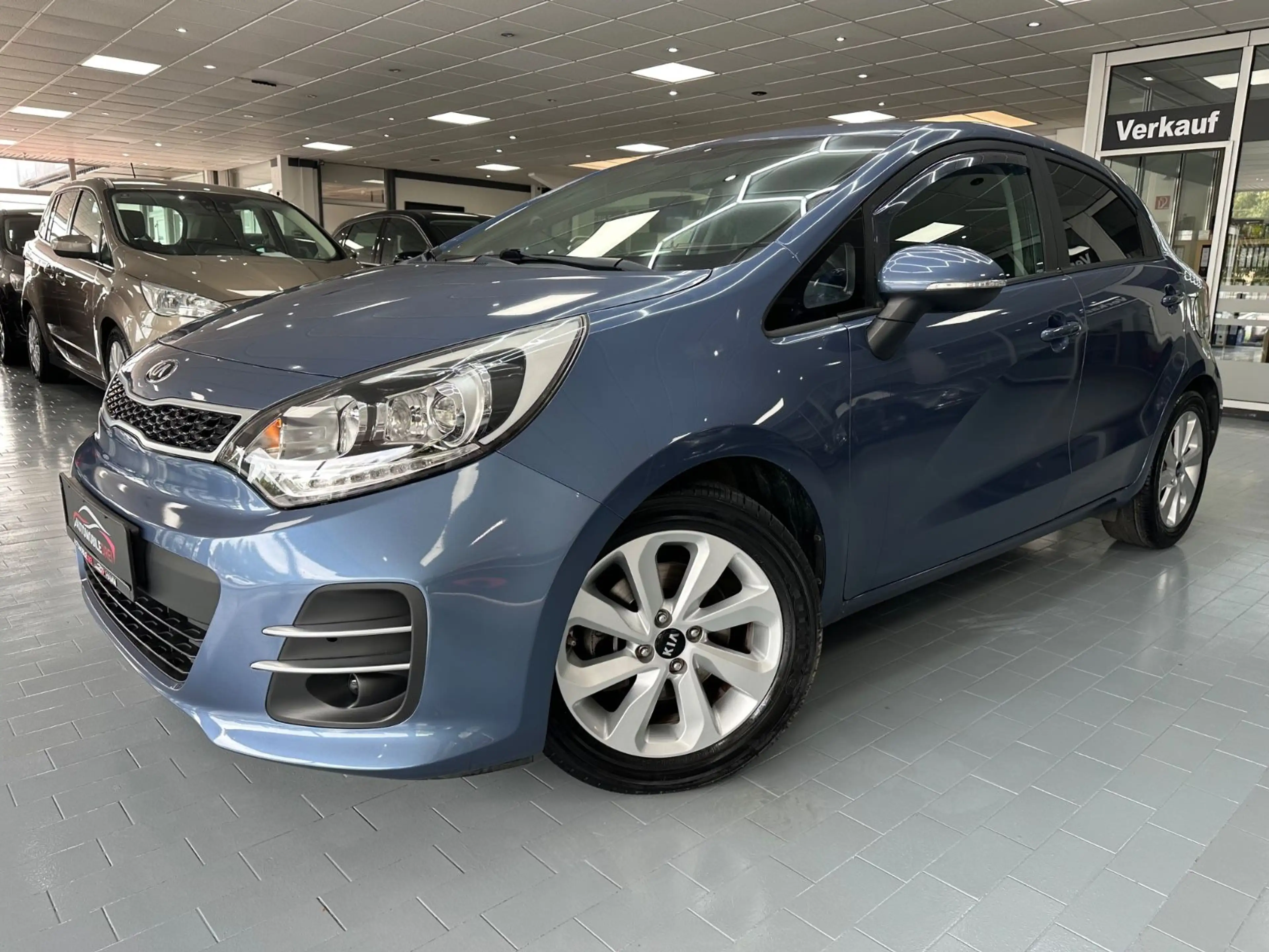 Kia Rio Dream Team 1.4/ Kamera/ 1. Hand — photo 7