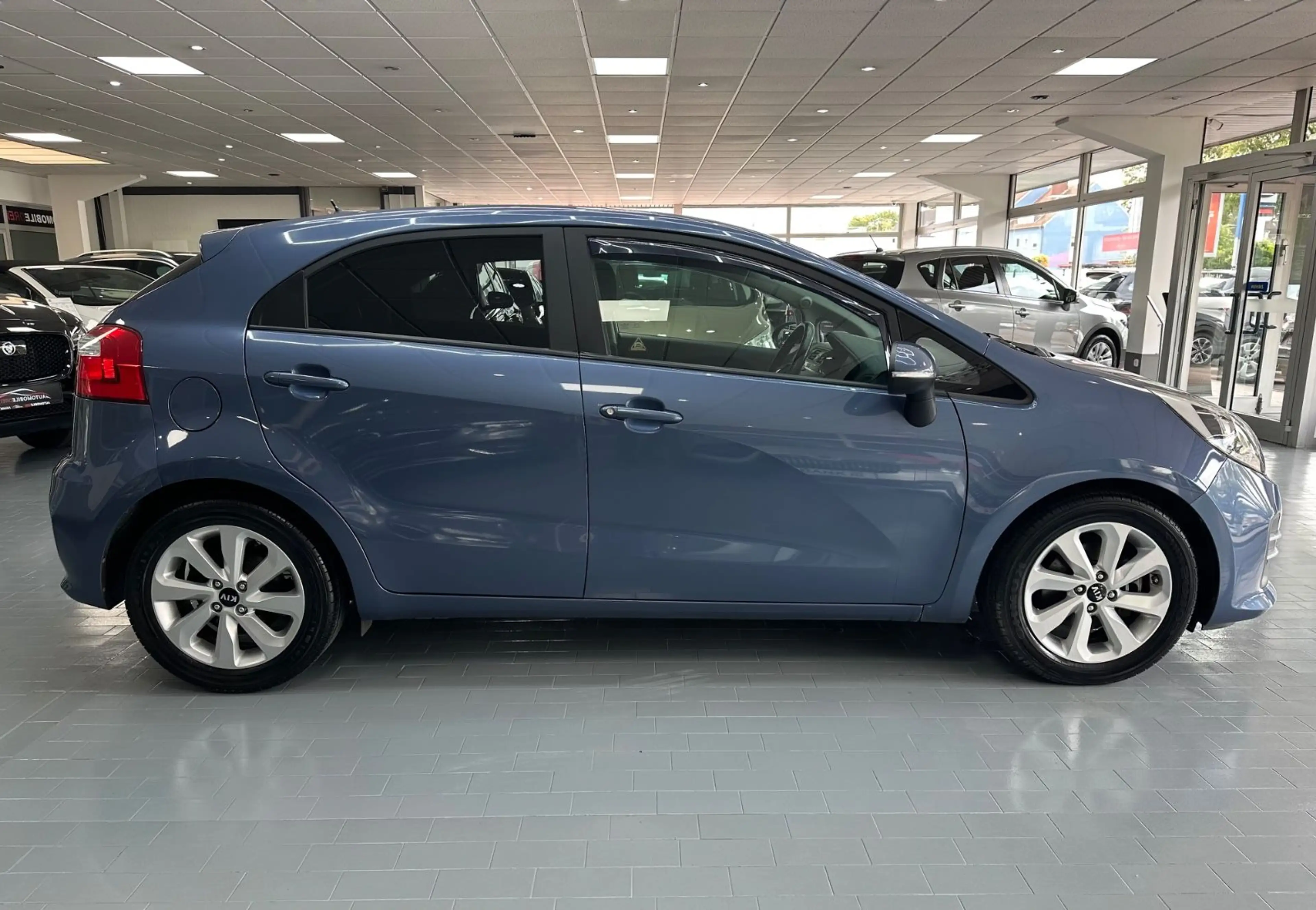 Kia Rio Dream Team 1.4/ Kamera/ 1. Hand — photo 5