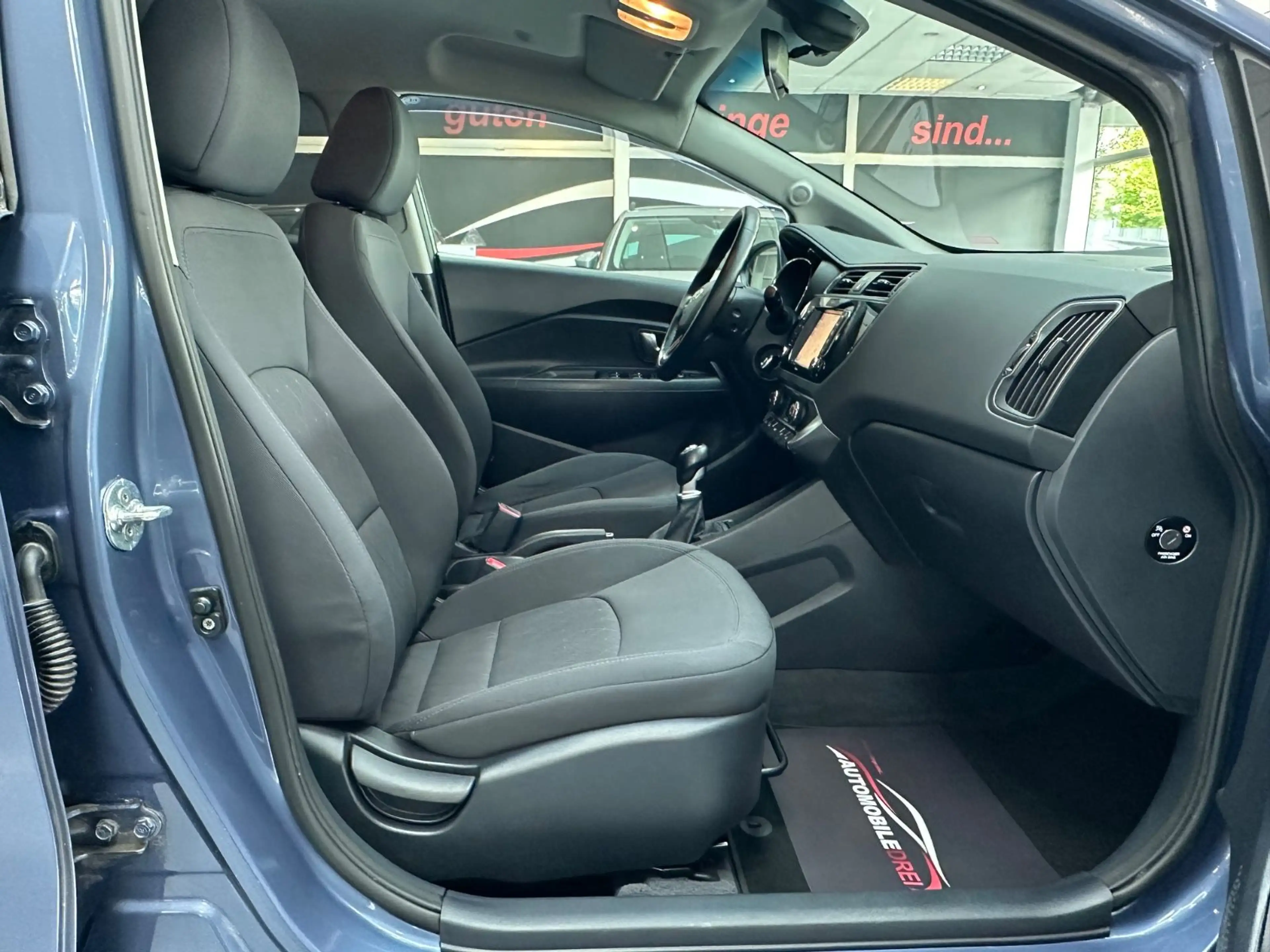 Kia Rio Dream Team 1.4/ Kamera/ 1. Hand — photo 14