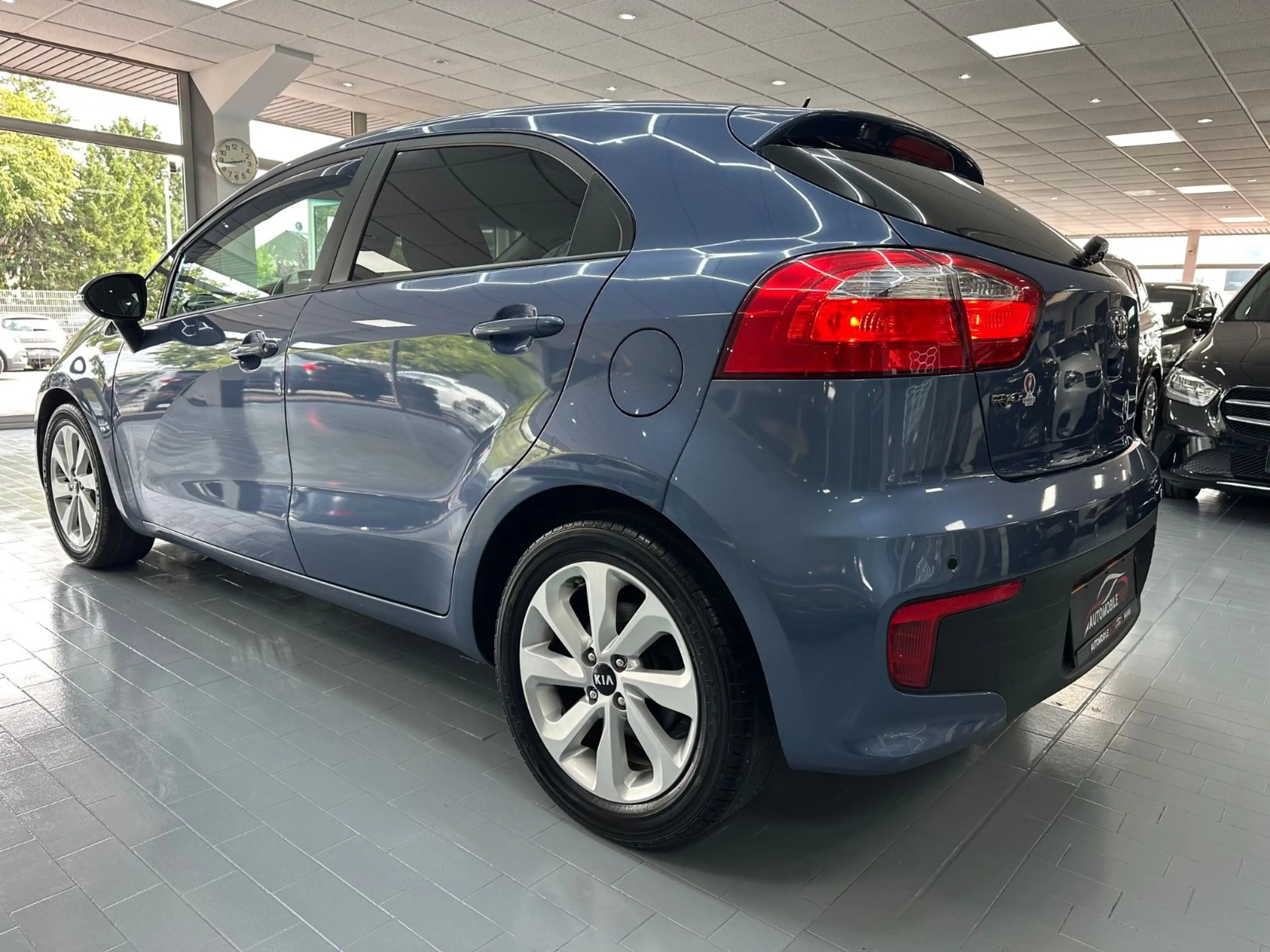 Kia Rio Dream Team 1.4/ Kamera/ 1. Hand — photo 4